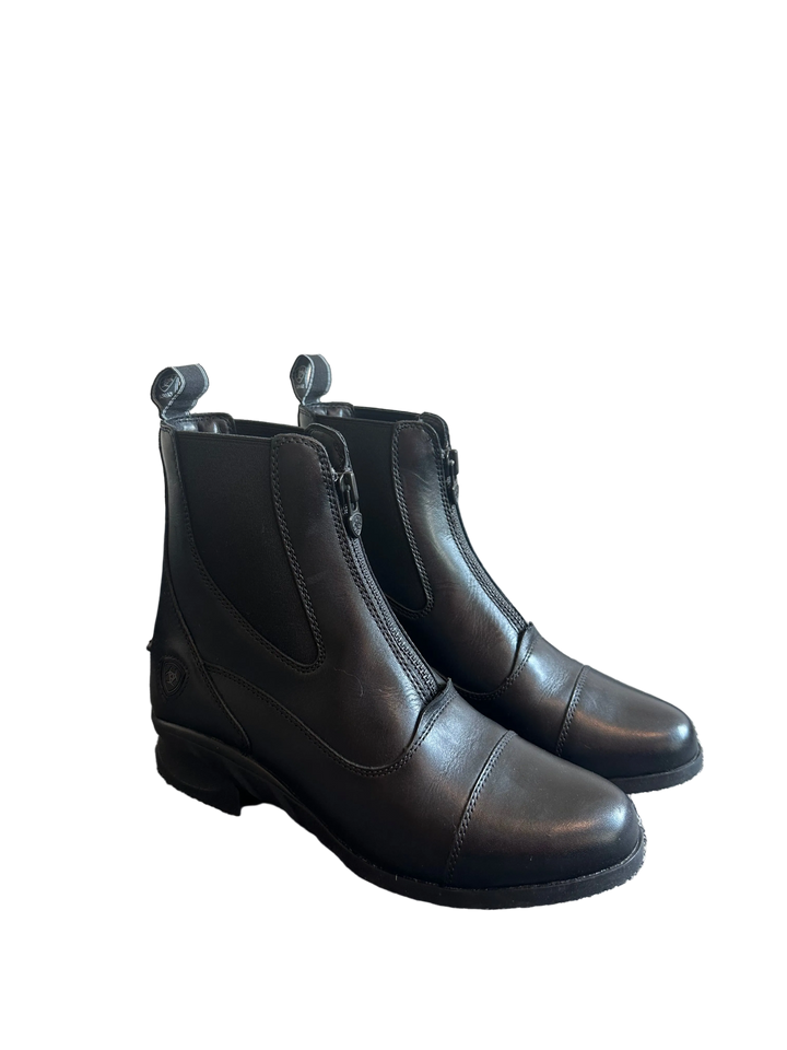 PRE-LOVED ARIAT WOMEN’S HERITAGE ZIP PADDOCK BOOTS