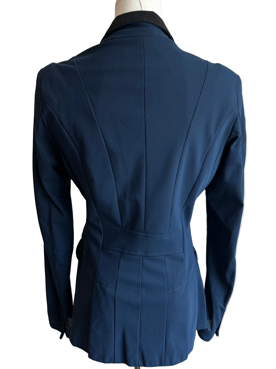 PRE-LOVED CAVALLERIA TOSCANA GP PERFORATED SHOW JACKET