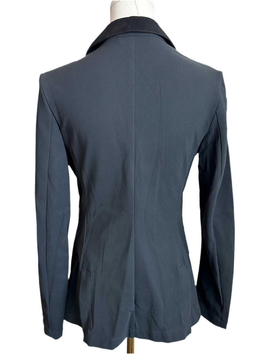 PRE-LOVED CT LIGHTWEIGHT JERSEY SHOW JACKET