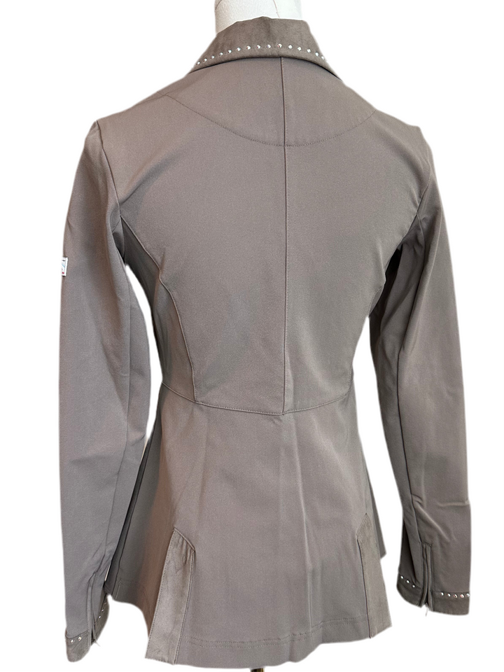 PRE-LOVED ANIMO SPORT SHOW JACKET