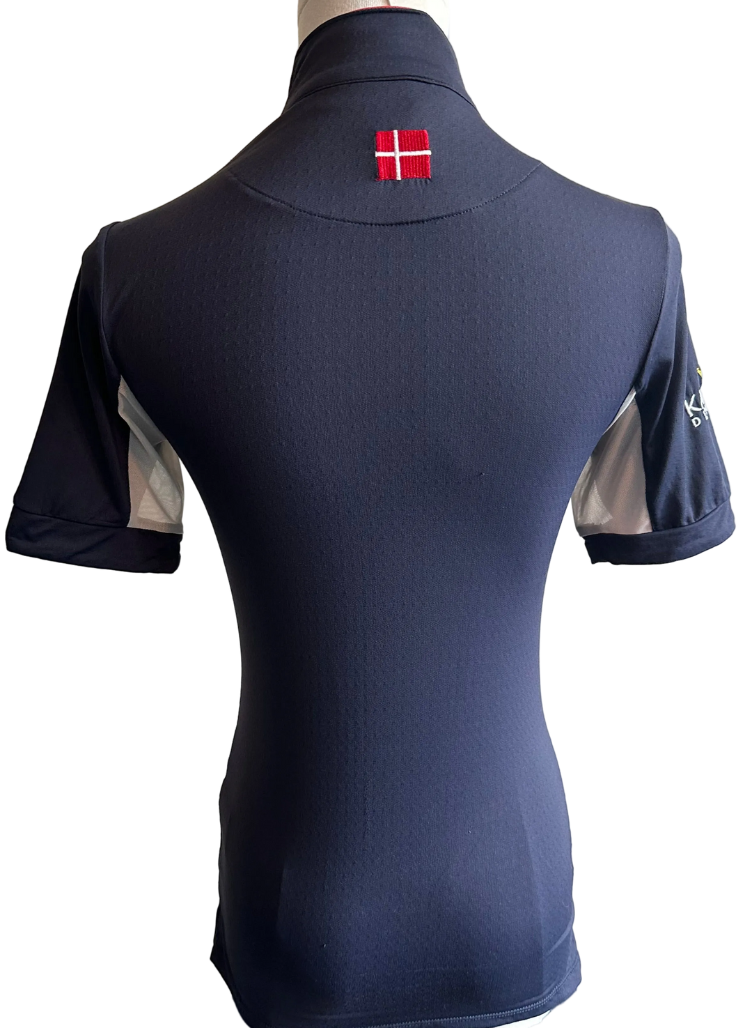 PRE-LOVED KASTEL SHORT SLEEVE SUNSHIRT