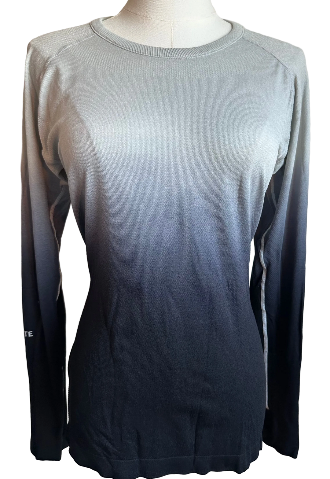 PRE-LOVED TKEQ 'KENNEDY' SEAMLESS 2.0 OMBRÉ LONG SLEEVE SHIRT