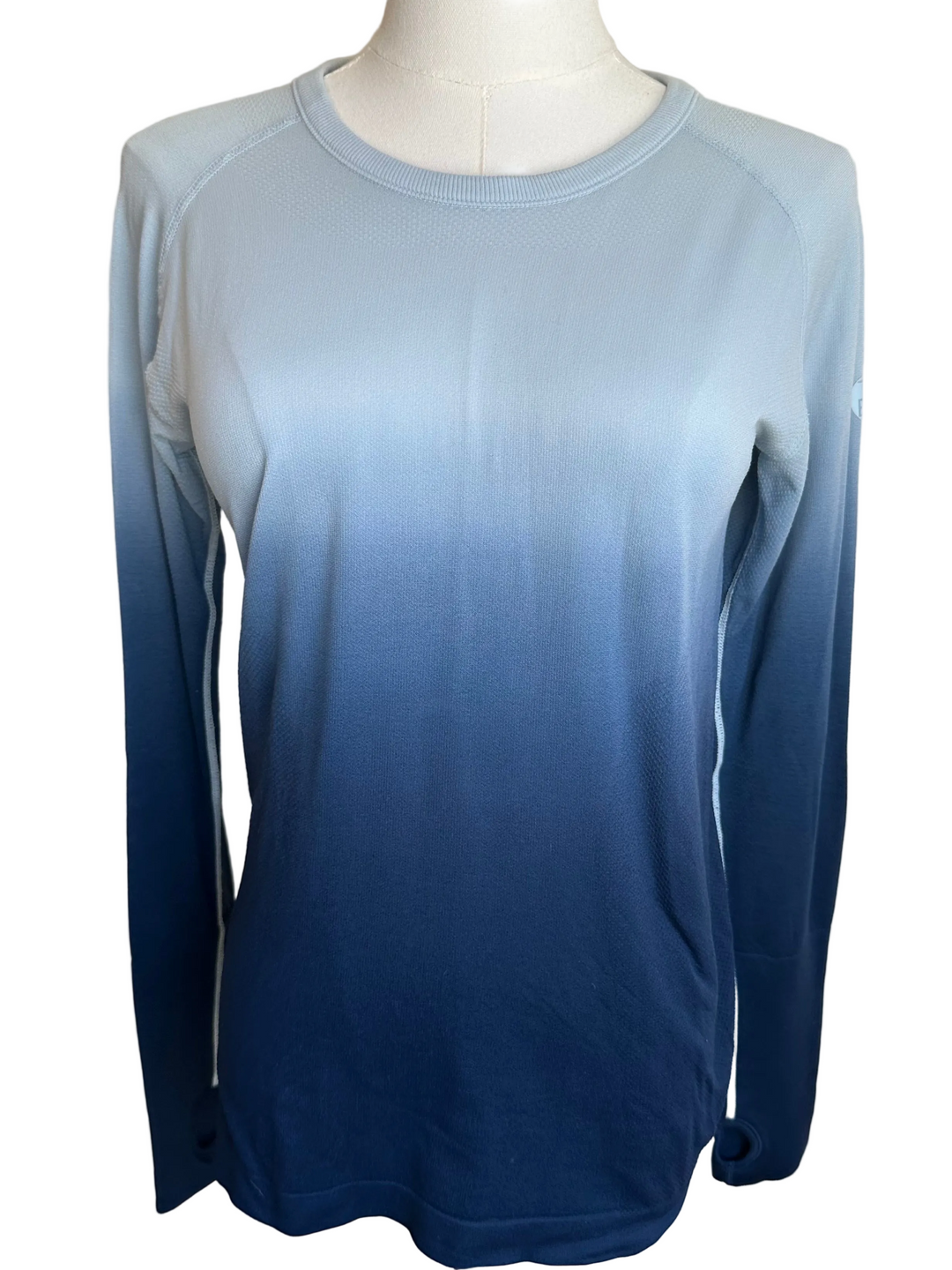 PRE-LOVED TKEQ 'KENNEDY' SEAMLESS 2.0 OMBRÉ LONG SLEEVE SHIRT
