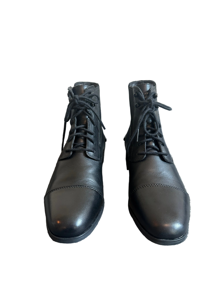 PRE-LOVED ARIAT WOMEN’S KENDALL BACK ZIP LACE PADDOCK BOOTS