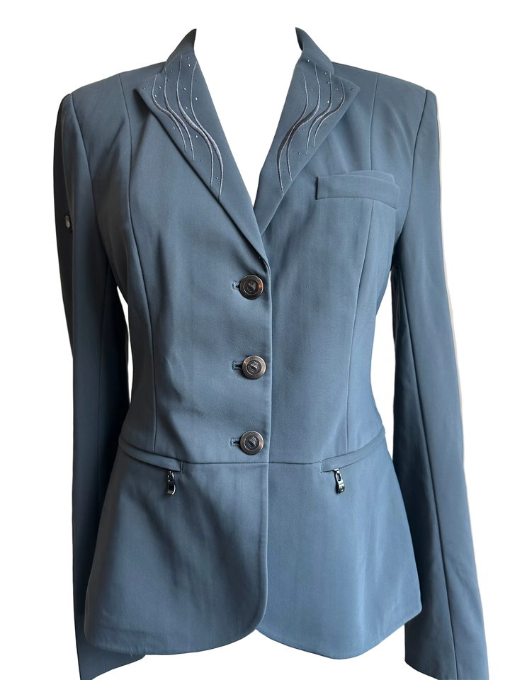 PRE-LOVED SAMSHIELD VICTORINE JULLY SHOW JACKET