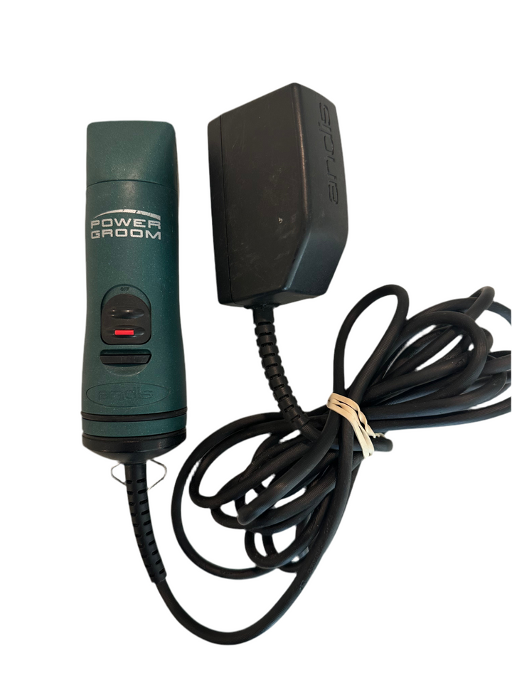 PRE-LOVED ANDIS AGRC POWERGROOM CLIPPERS