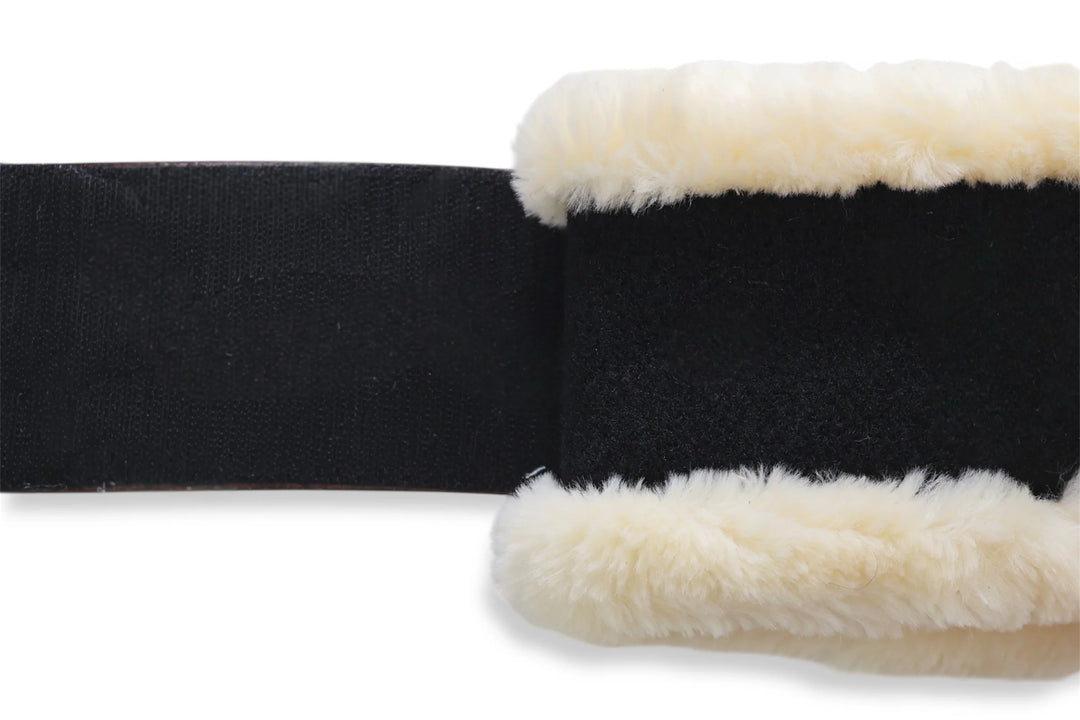 JAE Anatomic Hunter Girth with TechWool Liner