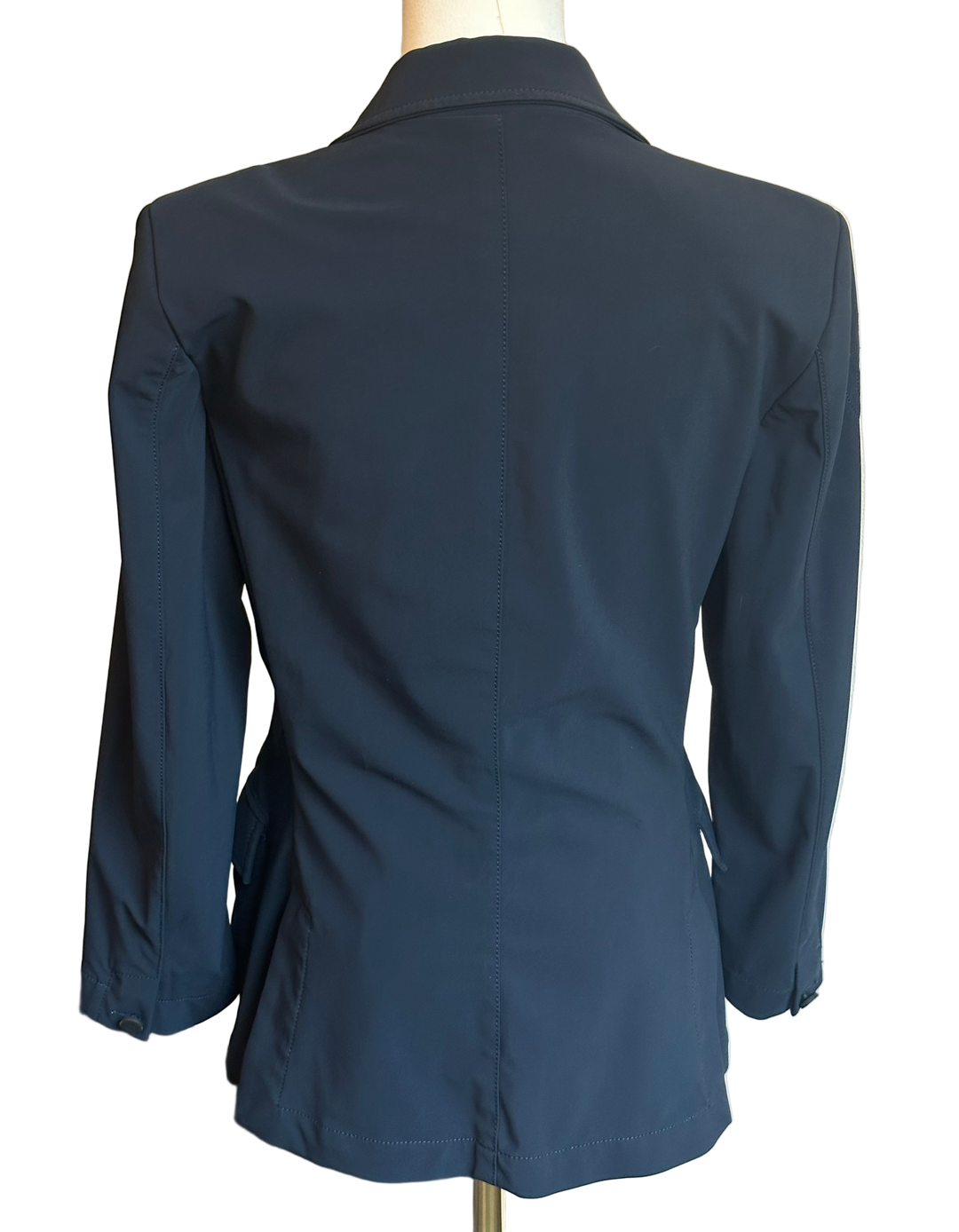 PRE-LOVED CT SHOW COAT