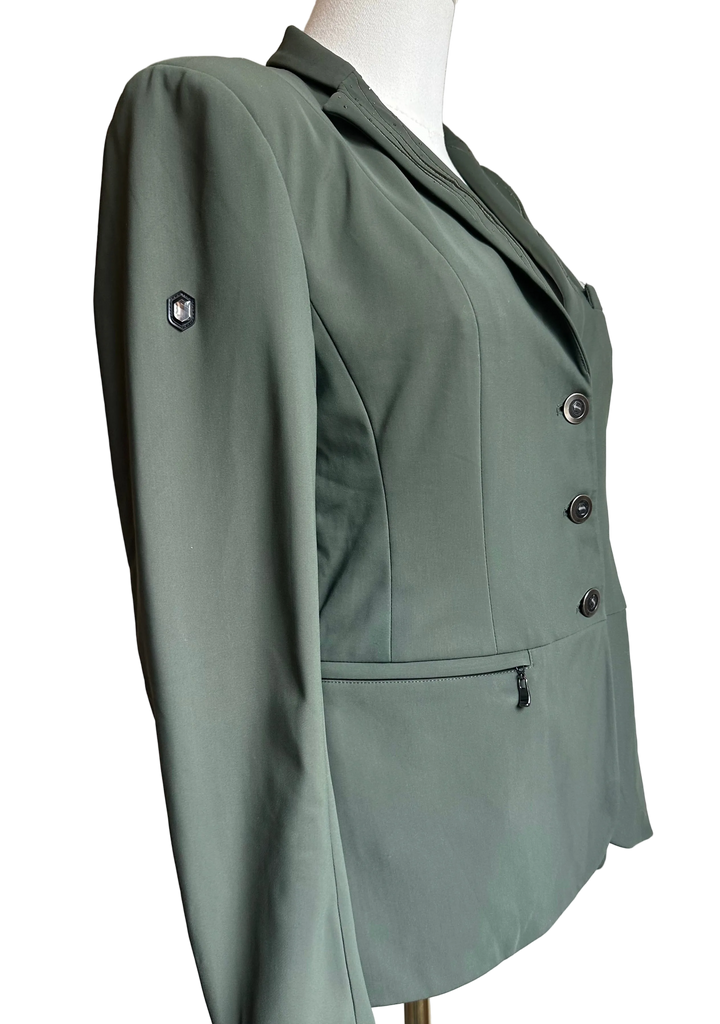 PRE-LOVED SAMSHIELD VICTORINE JULLY SHOW JACKET