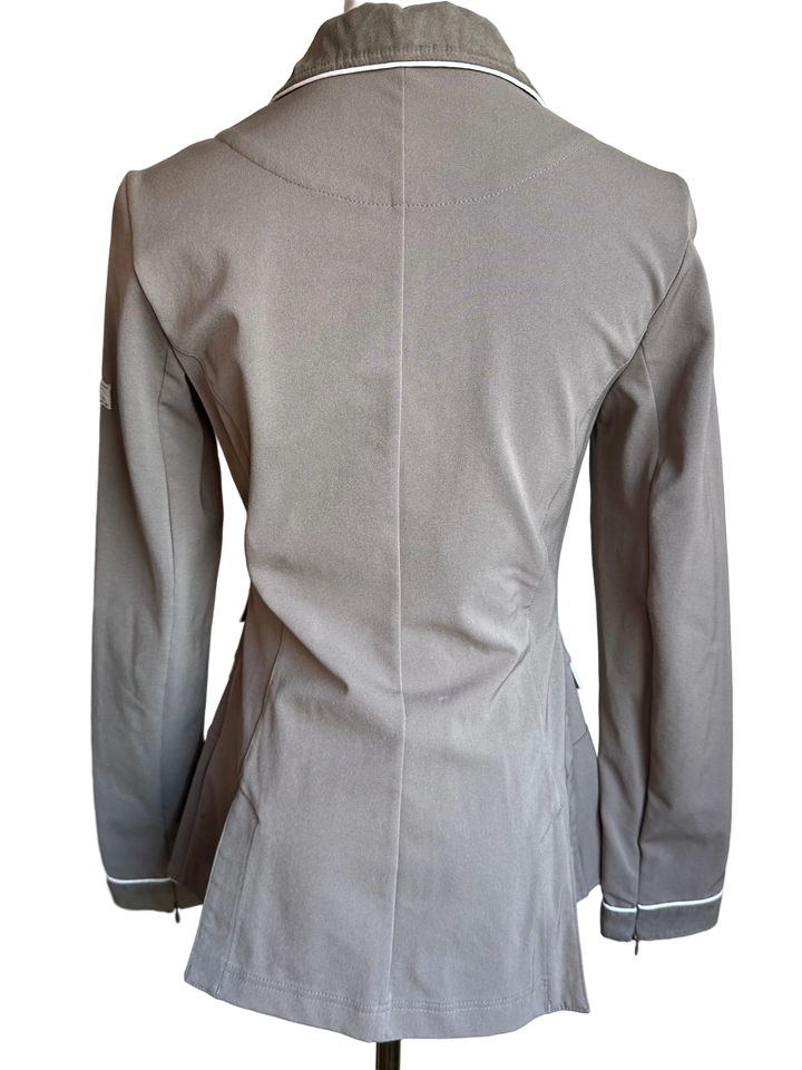 PRE-LOVED ANIMO SHOW JACKET