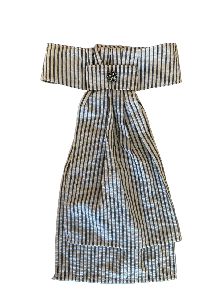 PRE-LOVED EQUI-LOGIC STRIPED PRE-TIED STOCK TIE
