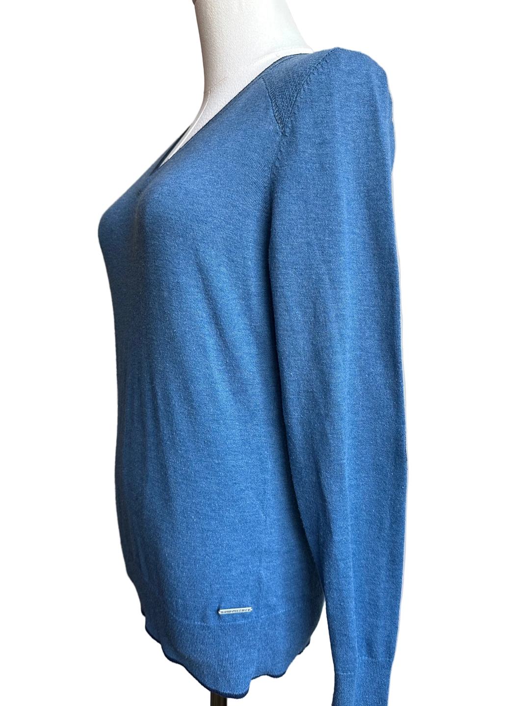 PRE-LOVED RJ CLASSICS 'NATALIE' V-NECK SWEATER