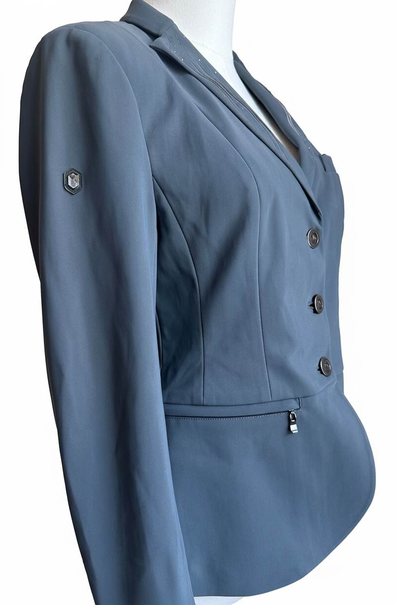 PRE-LOVED SAMSHIELD VICTORINE JULLY SHOW JACKET