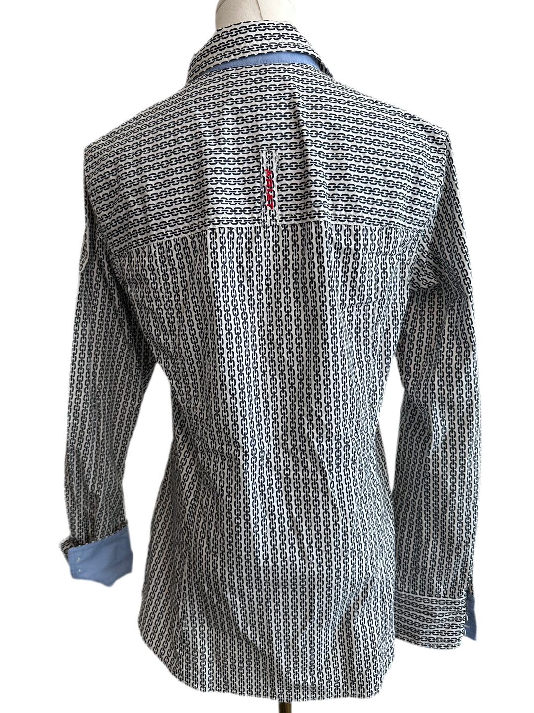 PRE-LOVED ARIAT BUTTON UP