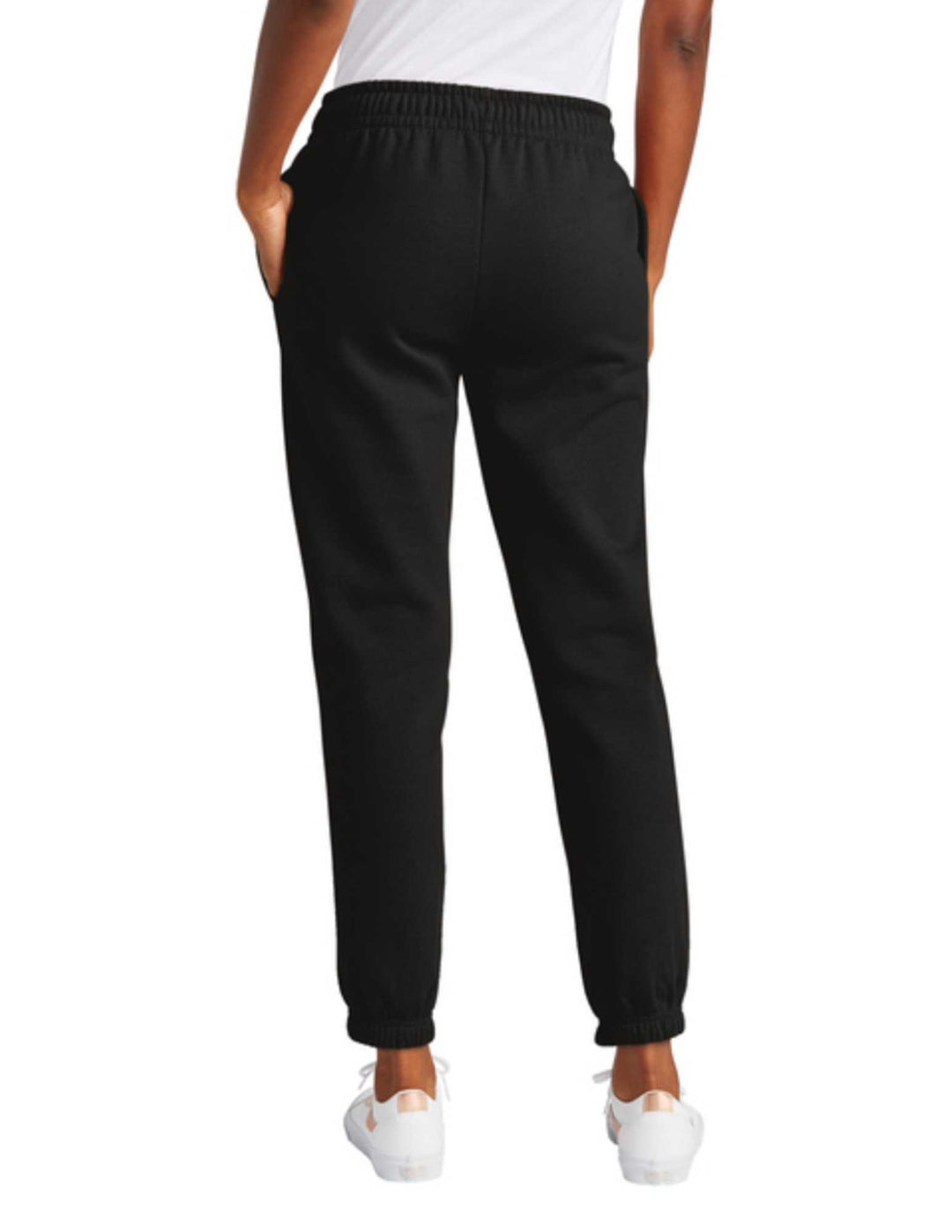 BAYVILLE EQUESTRIAN DISTRICT VIT WOMENS SWEATS