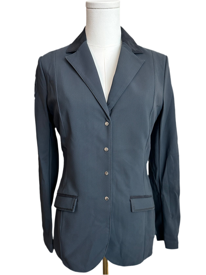 PRE-LOVED CT LIGHTWEIGHT JERSEY SHOW JACKET