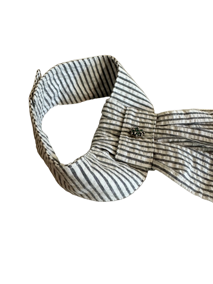PRE-LOVED EQUI-LOGIC STRIPED PRE-TIED STOCK TIE