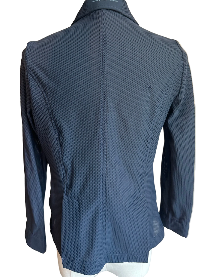 PRE-LOVED KIDS ALESSANDRO ALBANESE MOTION LITE SHOW JACKET - 11/12