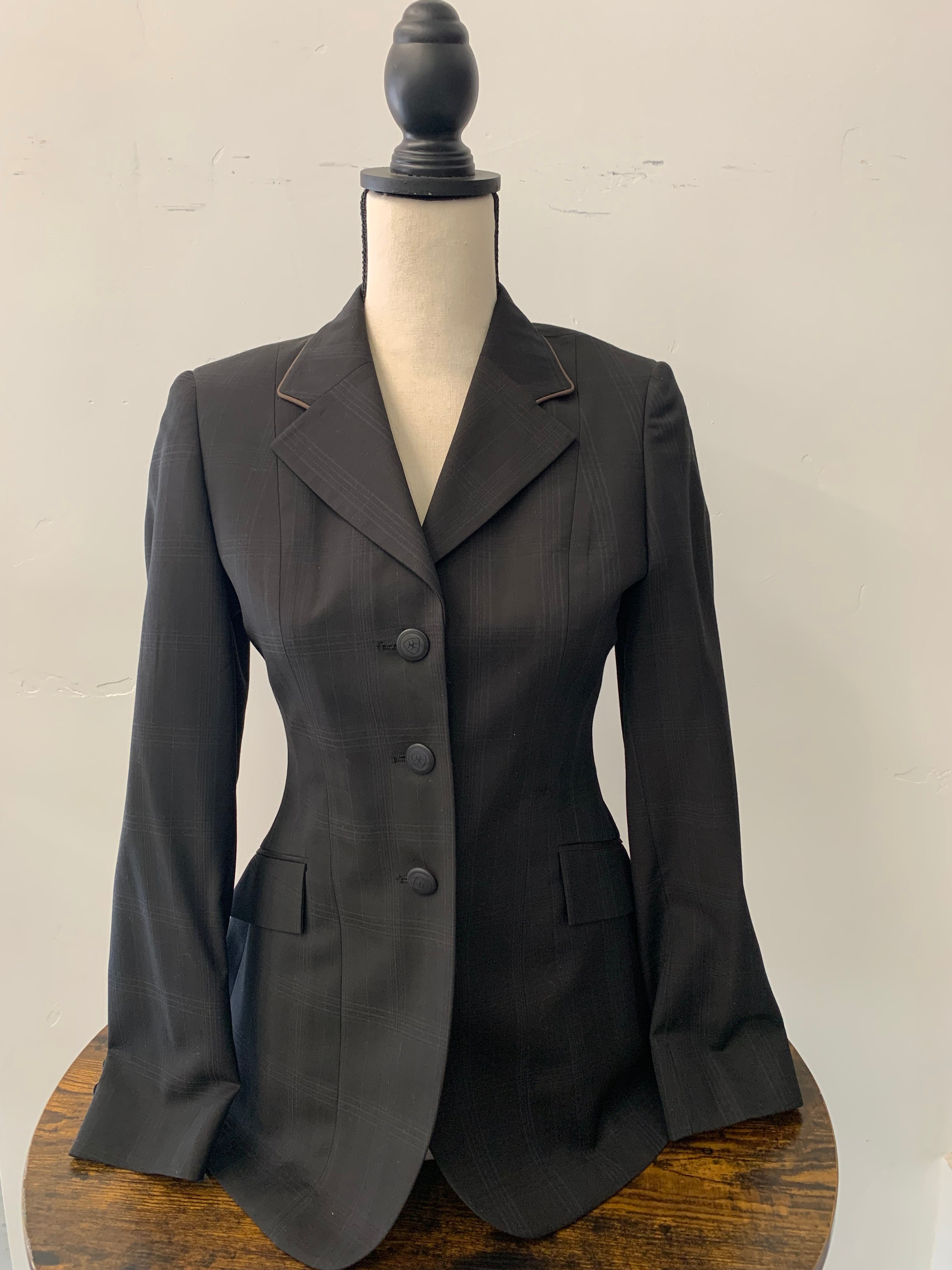 PRE-LOVED ARIAT PRO SERIES SHOW COAT