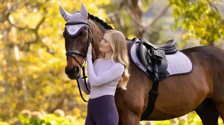 LeMieux Suede Close Contact Square