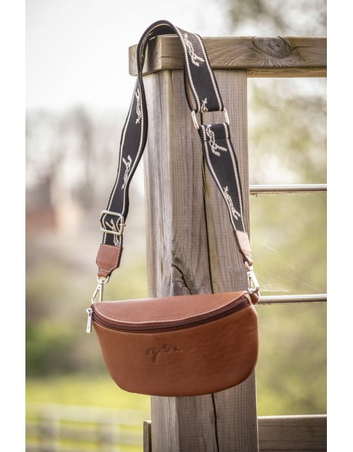 Penelope Smile Leather Fanny Pack