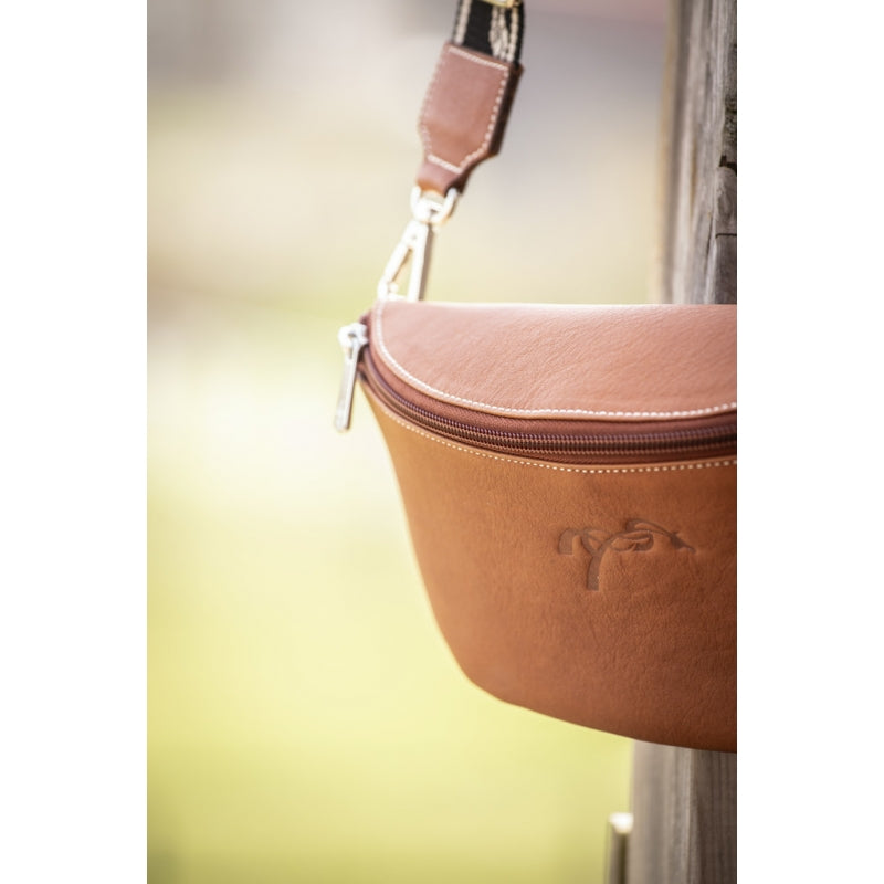 Penelope Smile Leather Fanny Pack